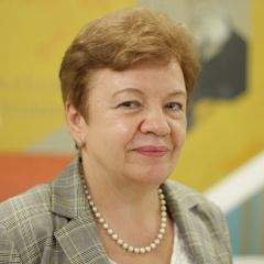 Семенова Людмила